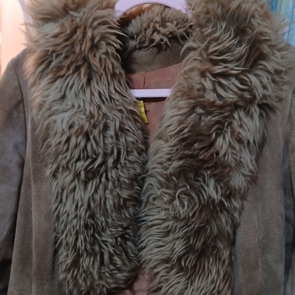 Penny Lane Coat - Picture 3 of 4